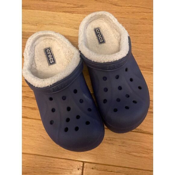 Crocs, unisex navy blue, fur lined classic slip on clogs M10 W12 - Picture 1 of 6
